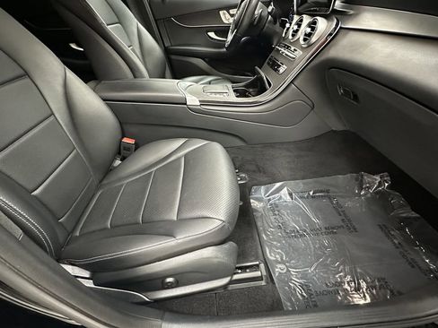 Certified 2022 Mercedes-Benz GLC 300 4MATIC w/ Multimedia Package Lite image 15