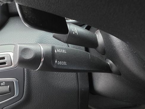 Used 2015 Mercedes-Benz C 300 4MATIC Sedan image 39