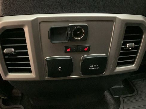 Used 2018 Ford F150 Lariat w/ Equipment Group 502A Luxury AWD/4WD image 27