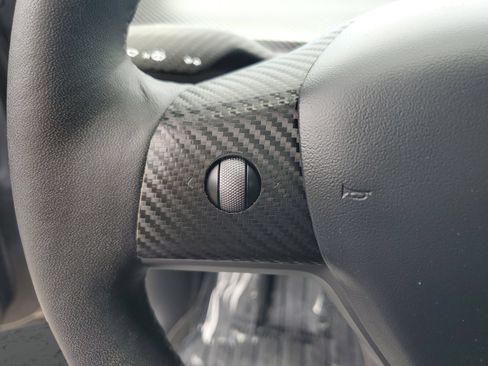 Used 2021 Tesla Model Y Performance AWD/4WD image 24