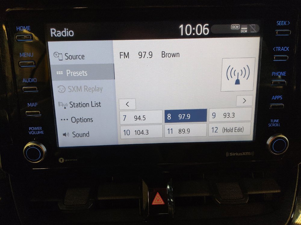 Used 2021 Toyota Corolla LE w/ Carpet Mat Package (TMS) FWD image 25