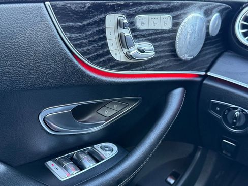 Used 2019 Mercedes-Benz E 450 Cabriolet image 32