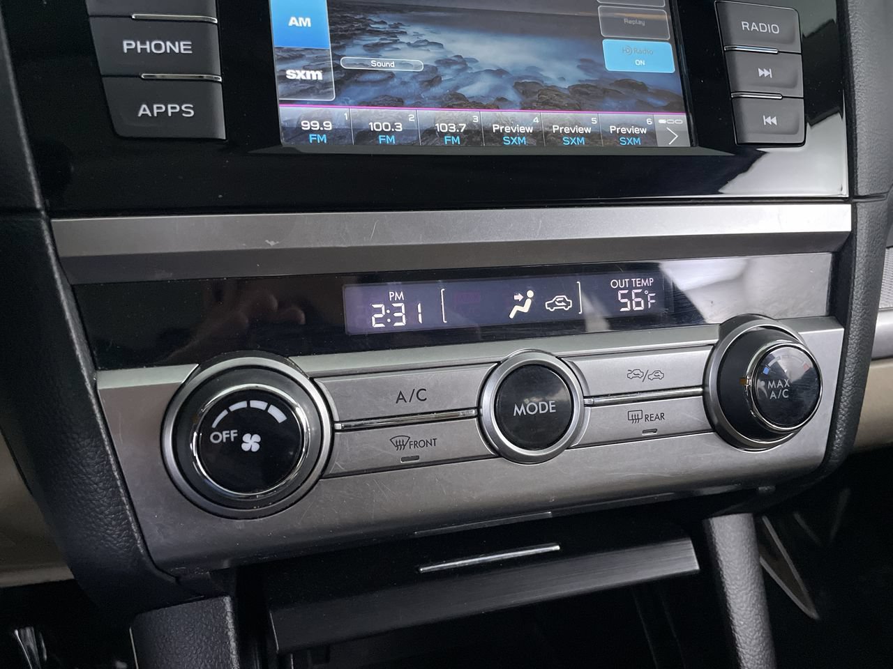 Used 2019 Subaru Outback 2.5i AWD/4WD image 17