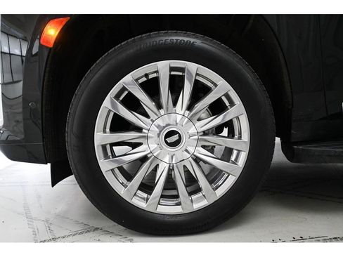 Used 2024 Cadillac Escalade Premium Luxury w/ LPO, Floor Liner Package AWD/4WD image 24