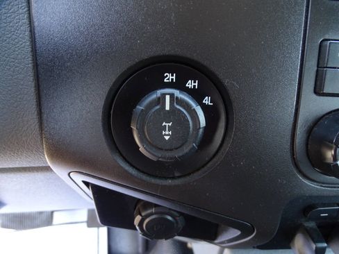 Used 2015 Ford F250 4x4 SuperCab FX4 w/ Power Equipment Group image 25
