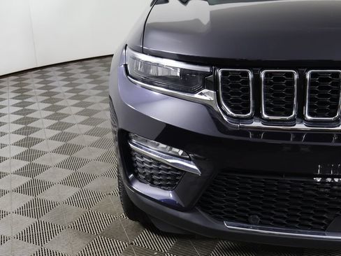 Used 2022 Jeep Grand Cherokee Limited 4xe w/ Luxury Tech Group II AWD/4WD image 18