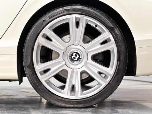 Used 2016 Bentley Flying Spur W12 AWD/4WD image 48