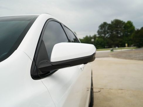 Used 2022 Chevrolet Equinox RS w/ RS Leather Package FWD image 23