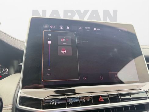 Used 2022 Jeep Compass Limited image 19