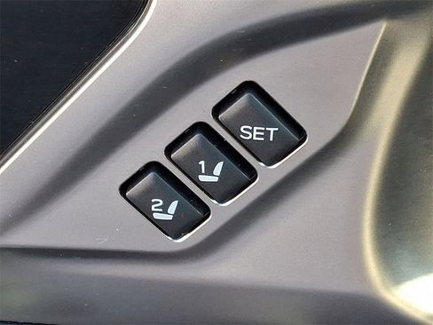 Certified 2022 Subaru Outback Limited w/ Popular Package #2 image 28