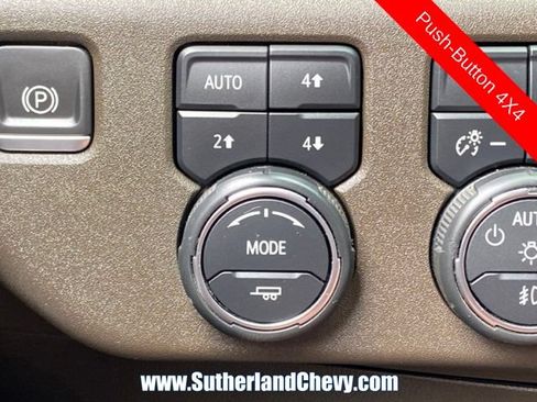 Used 2024 Chevrolet Silverado 1500 LTZ AWD/4WD image 29