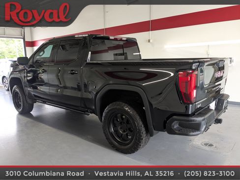 Used 2023 GMC Sierra 1500 AT4 w/ Technology Package AWD/4WD image 2