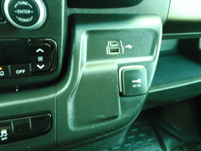 Used 2025 RAM ProMaster 3500 w/ Convenience Group FWD image 36