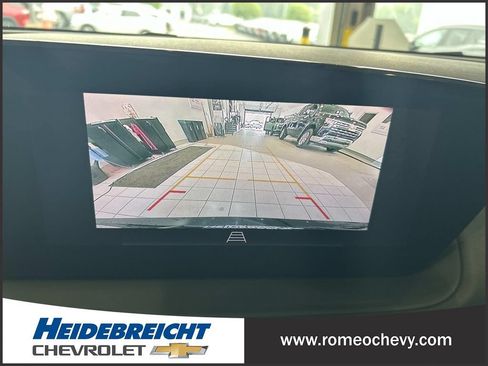 Used 2024 Buick Encore GX Sport Touring FWD image 22