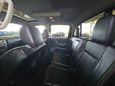 Used 2012 Nissan Titan PRO-4X AWD/4WD image 4