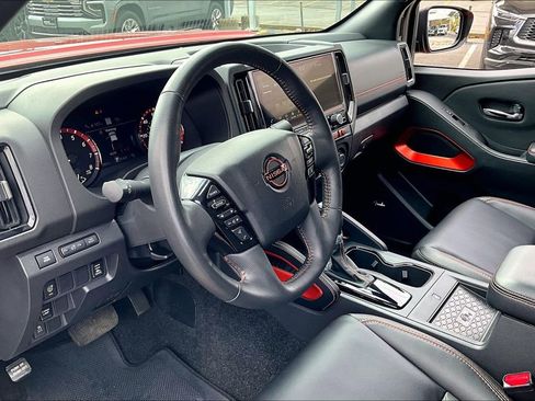 Used 2025 Nissan Frontier Pro-X w/ Pro Premium Package RWD image 17