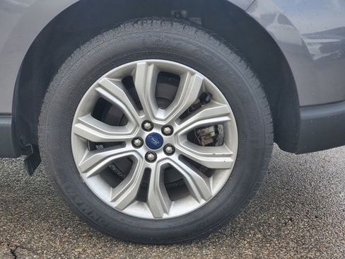 Used 2022 Ford Edge Titanium AWD/4WD image 32