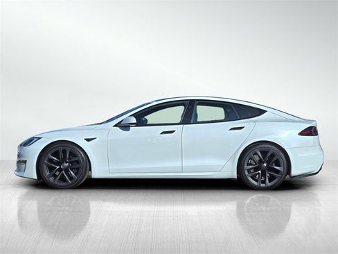Used 2022 Tesla Model S image 7