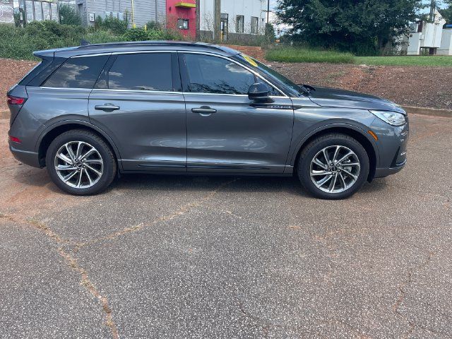 Used 2025 Lincoln Corsair Grand Touring w/ Equipment Group 301A AWD/4WD image 4