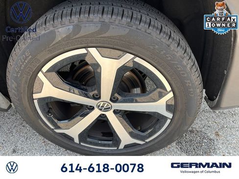 Certified 2025 Volkswagen Tiguan SE AWD/4WD image 15
