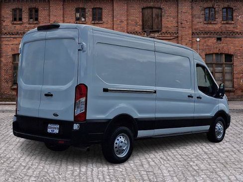 Certified 2023 Ford Transit 250 Medium Roof AWD w/ Load Area Protection Package image 4