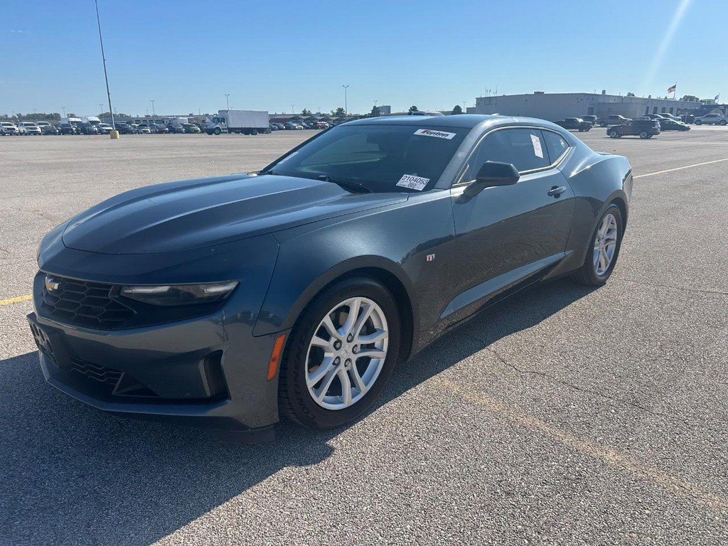 Used 2019 Chevrolet Camaro LS RWD image 5