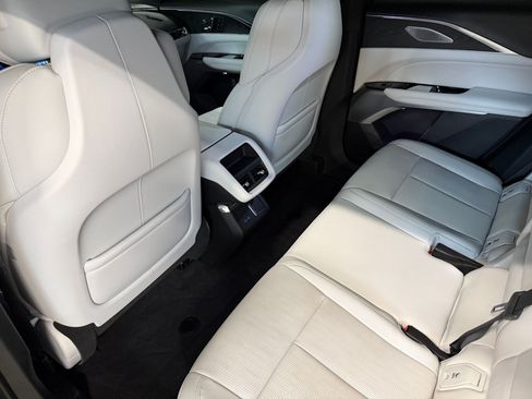Certified 2024 Cadillac Lyriq Luxury RWD image 41