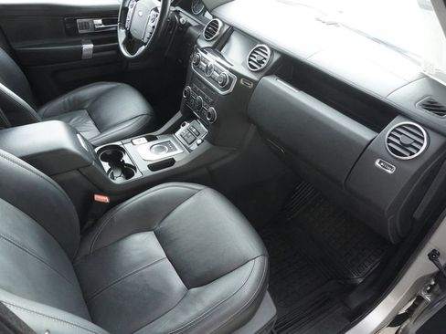 Used 2016 Land Rover LR4 HSE LUX image 22