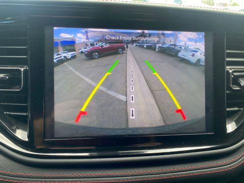 Used 2023 Dodge Durango GT AWD/4WD image 17