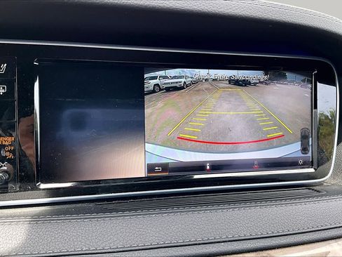 Used 2014 Mercedes-Benz S 550 Sedan image 24