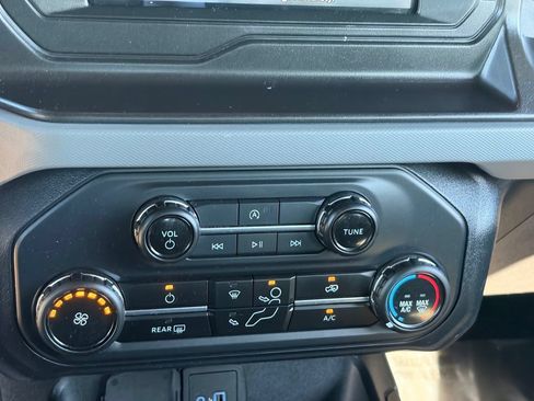 Used 2023 Ford Bronco 2-Door AWD/4WD image 20