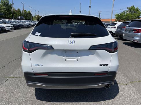 Used 2024 Honda HR-V Sport image 18