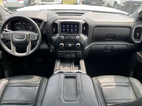 Used 2020 GMC Sierra 2500 Denali w/ Denali Ultimate Package AWD/4WD image 20