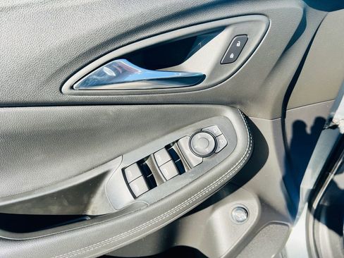 Used 2025 Buick Encore GX Preferred image 16