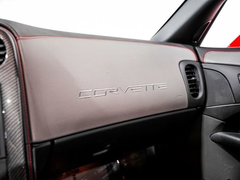 Used 2013 Chevrolet Corvette 427 w/ 1SC Preferred Equipment Group RWD image 15