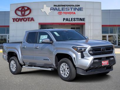 New 2025 Toyota Tacoma SR5