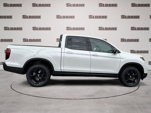 New 2026 Honda Ridgeline Black Edition image 6