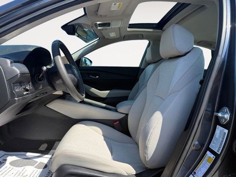 Used 2023 Honda Accord EX image 2