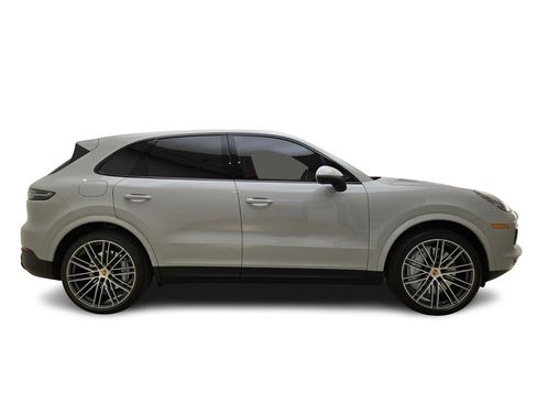 Used 2022 Porsche Cayenne Platinum Edition image 6