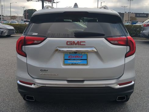 Used 2020 GMC Terrain SLT w/ Preferred Package image 14