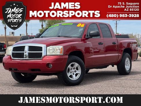 Used 2006 Dodge Dakota SLT AWD/4WD image 1