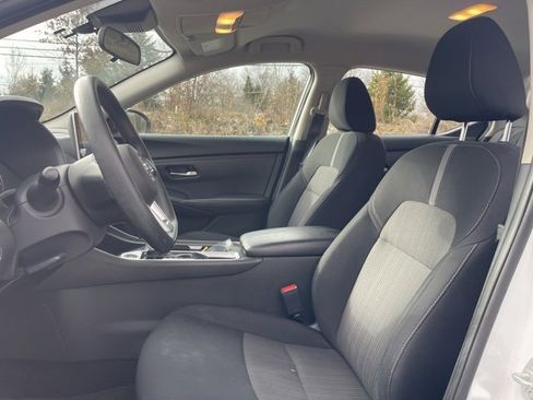 Used 2023 Nissan Sentra SV image 17