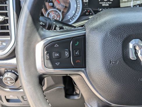 Used 2023 RAM 1500 Laramie AWD/4WD image 18