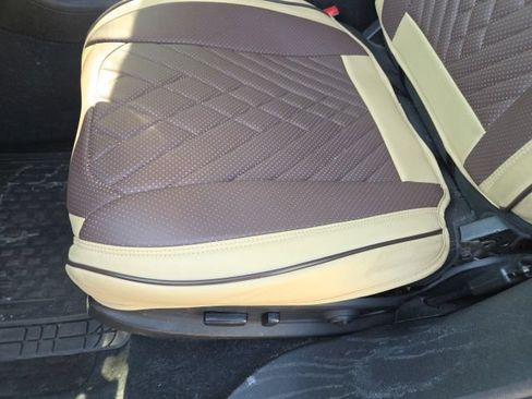 Used 2016 Chevrolet Traverse LT FWD image 7