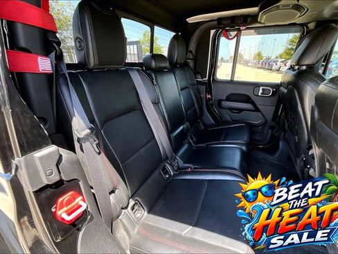 Used 2022 Jeep Gladiator Rubicon w/ LED Lighting Group AWD/4WD image 31