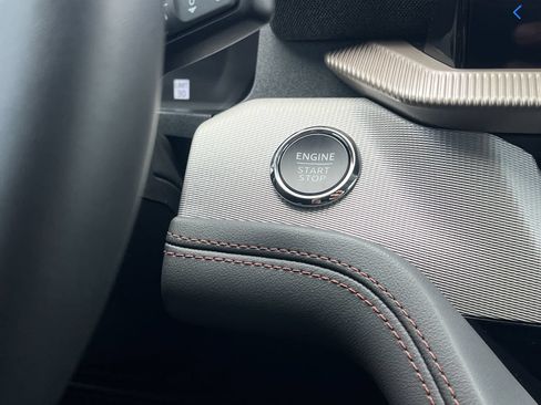 New 2026 Ford Explorer Active RWD image 6