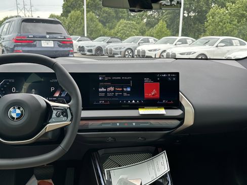 Used 2025 BMW X3 xDrive30i w/ Convenience Package image 27