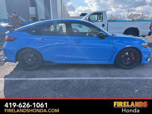 Used 2025 Honda Civic Type R image 5
