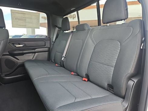 New 2026 RAM 1500 Express AWD/4WD image 19