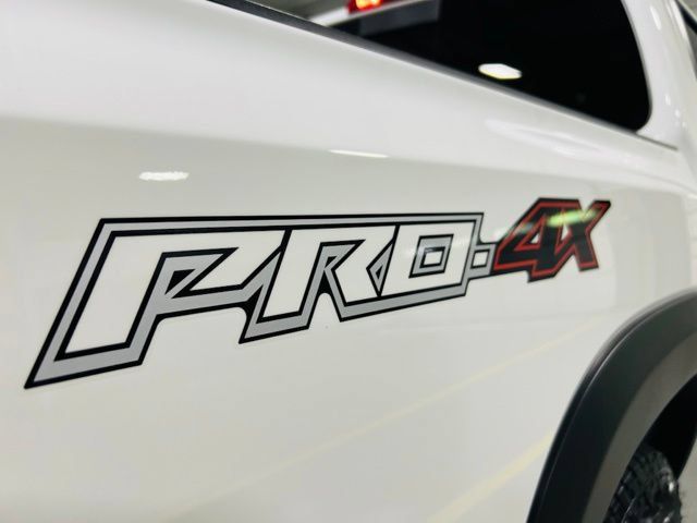 New 2026 Nissan Frontier PRO-4X w/ Pro-4x Convenience Package AWD/4WD image 19